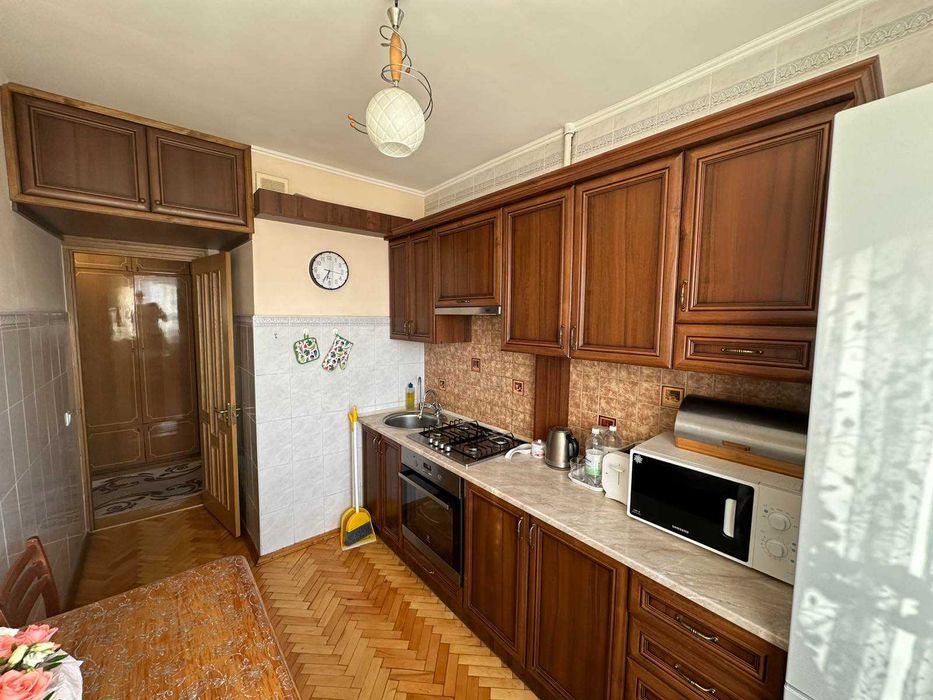 Продам 3-кім.квартиру м.Тернопіль, Бам, вул. 15 квітня