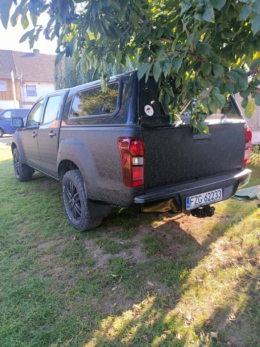 Isuzu D-Max 2016r 2,5diesel