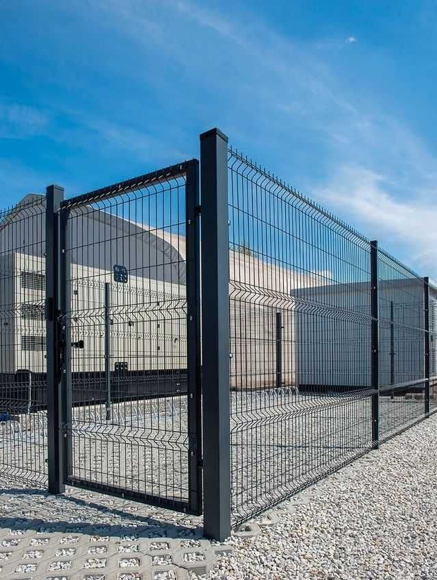 Ogrodzenie panelowe 3D, drut fi 4mm i 5mm z / lub bez podmurówki