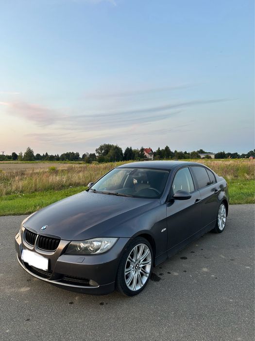 BMW E90 330xi • 258KM • 4x4 • Automat • LPG