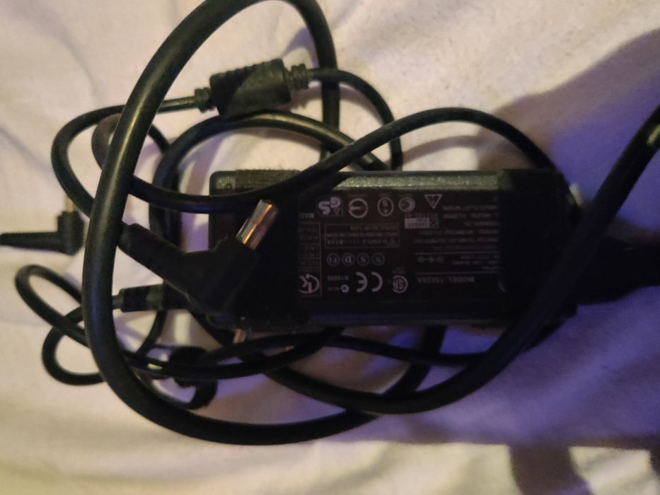 Carregadores para portáteis.