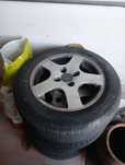 Jantes com pneus Renault 14