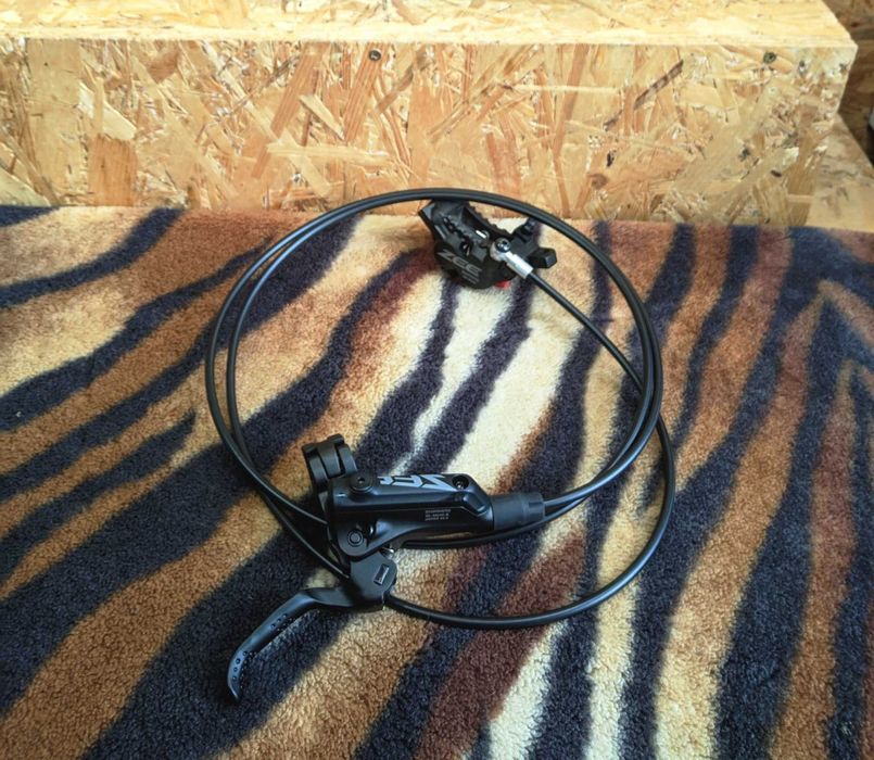 Вело тормоза Shimano Zee BR-M640 задні та SRAM Guide RE задні гальма