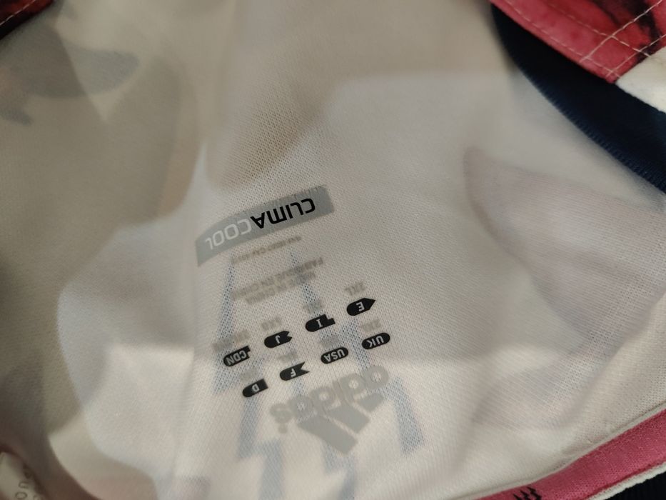 Kolekcjonerska koszulka rugby marki Adidas model ClimaCool