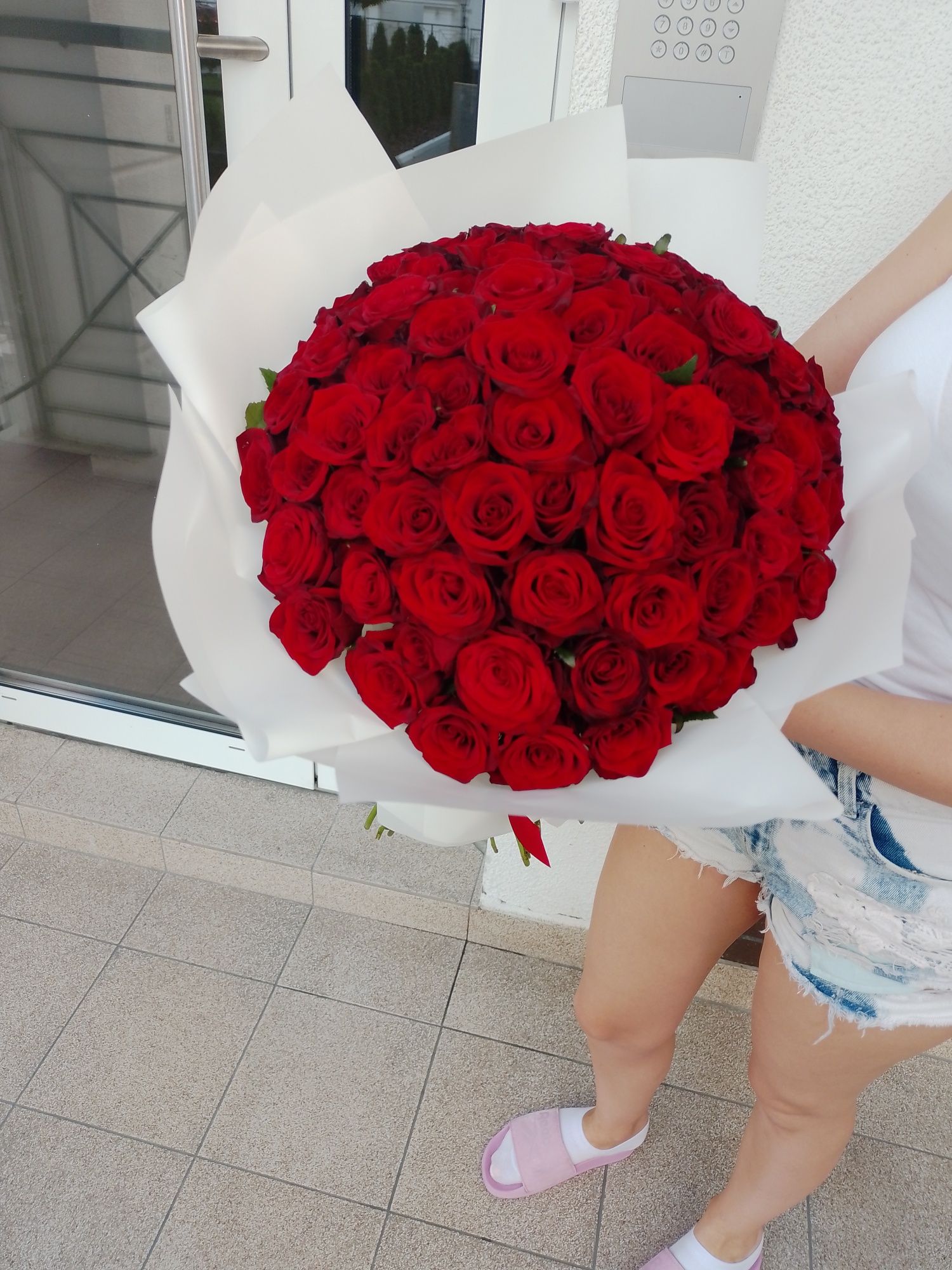 Букет 51 троянда • Доставка квітів Київ та Київська область •