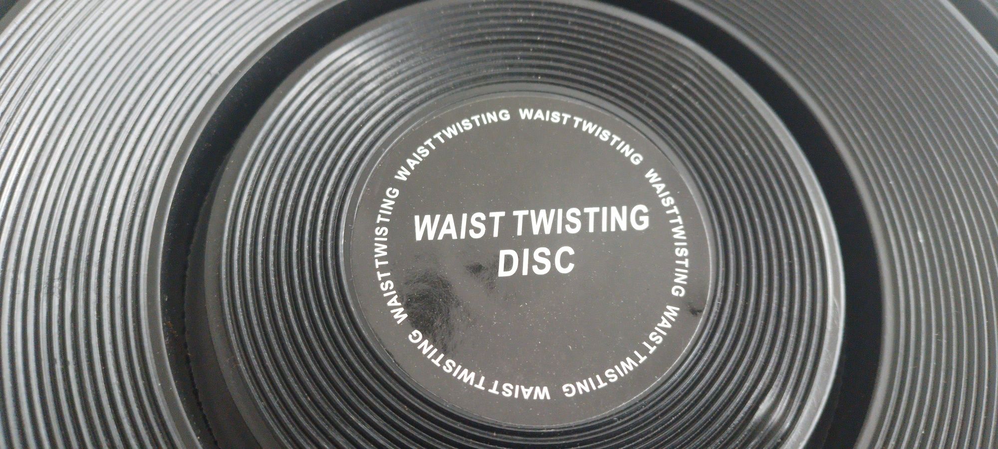 Waist twisting disco