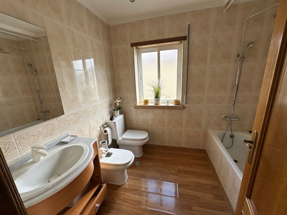 Moradia T4 para Arrendamento de Longa Duração – Lourinhã