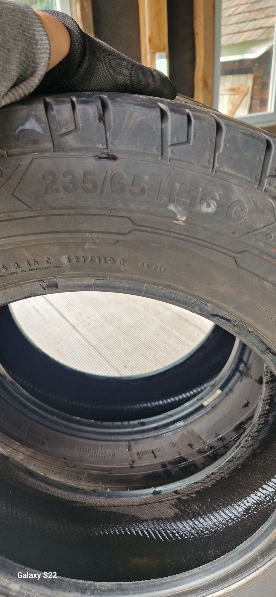 Continental Vancontact 235/65 R16C