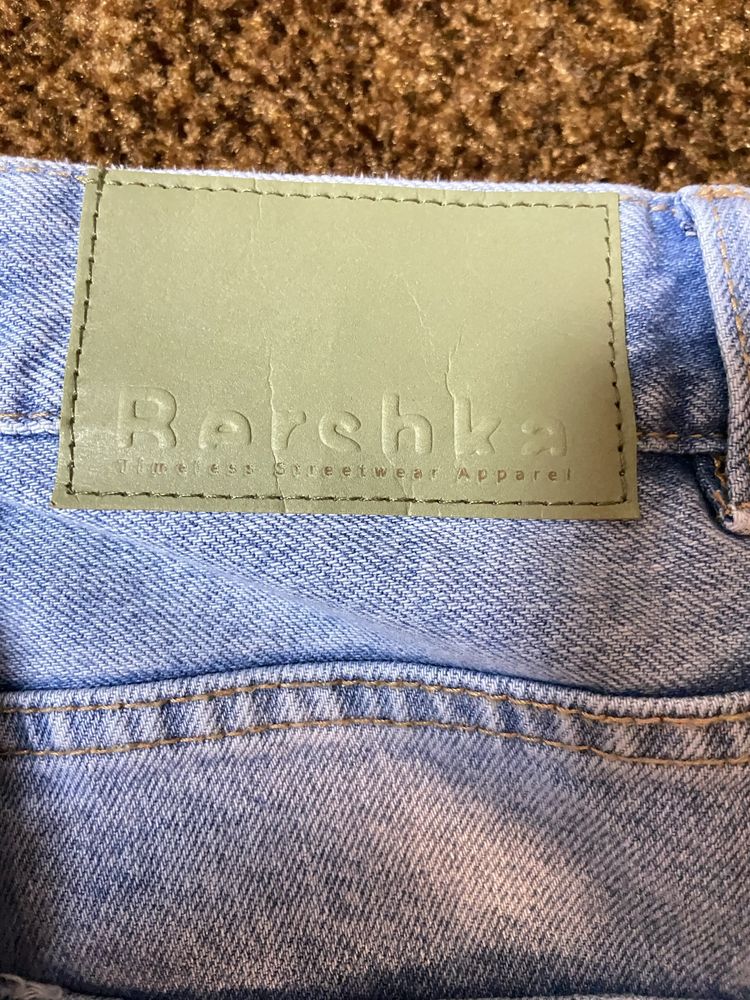 Джинси чоловічі bershka loose