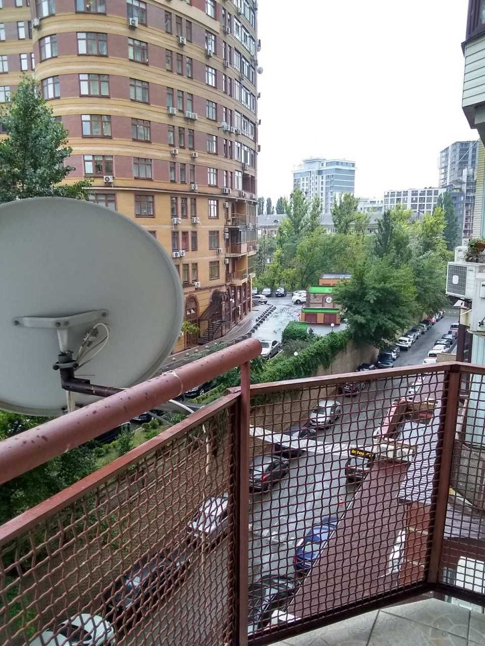 Оренда 3-кімн квартири вул. Коновальця 32Б Центр Печерський район