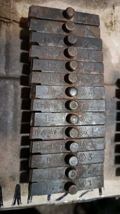 Плашка клупп для нарізання різьби