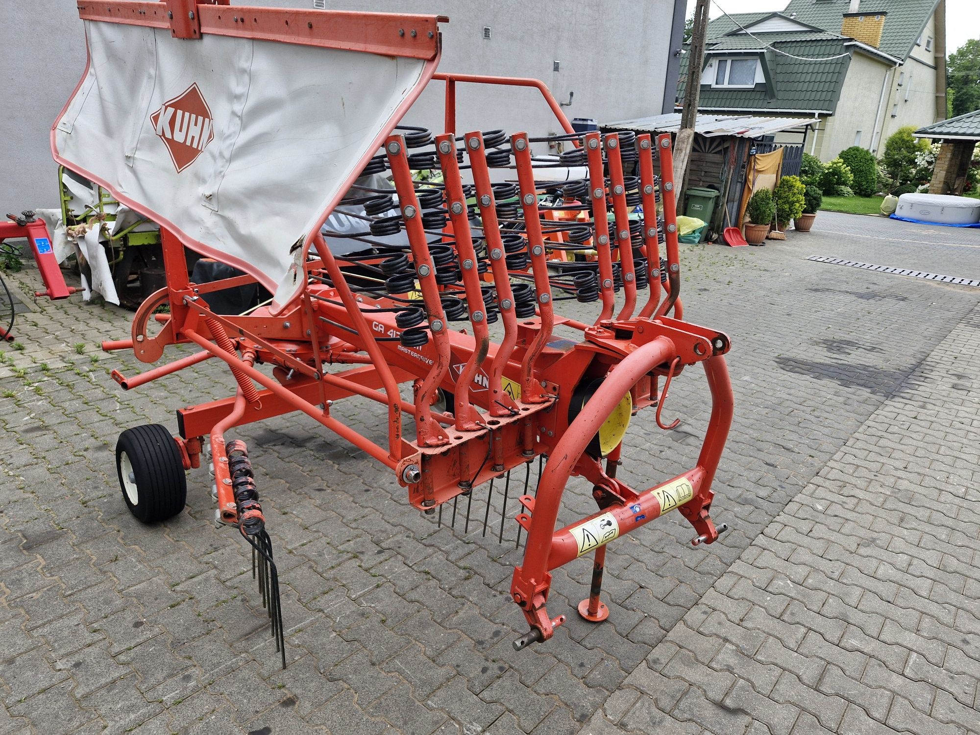 Zgrabiarka karuzelowa 2008 rok Kuhn GA4121  MasterDrive