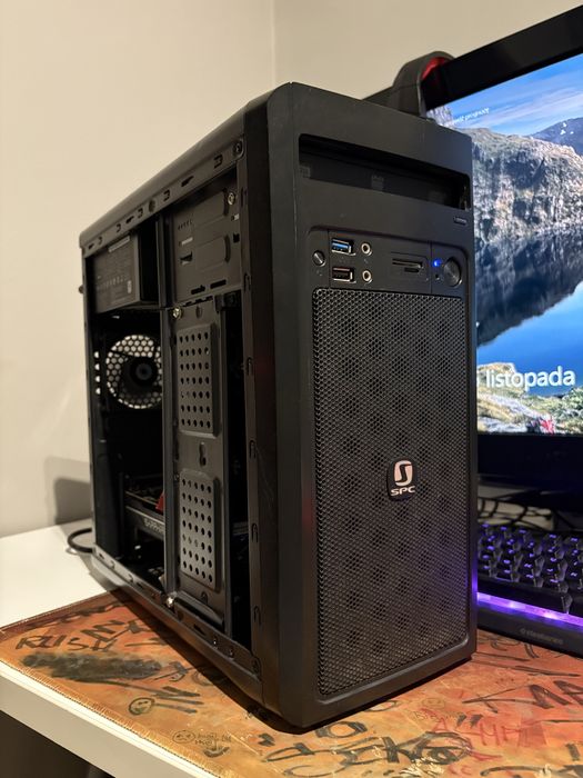 komputer stacjonarny