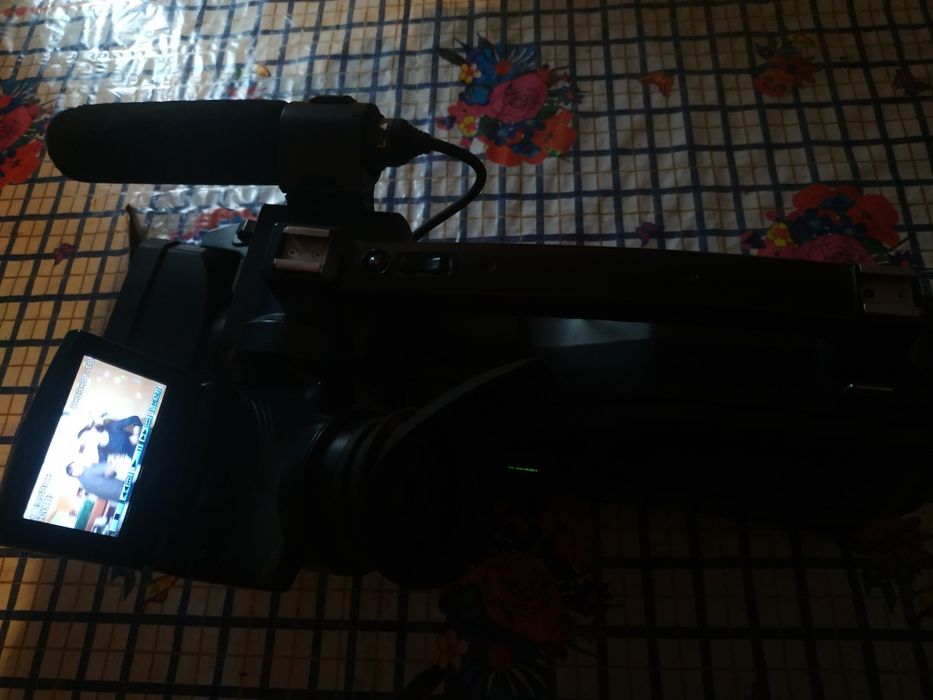 Відекамера  Sony HVR HD 1000E в гарному стані.