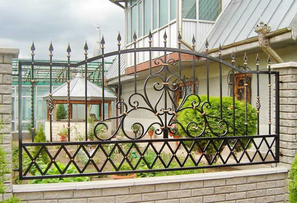Забори, ворота, паркани, еврозабор, профнастил, рищітки, встановлення