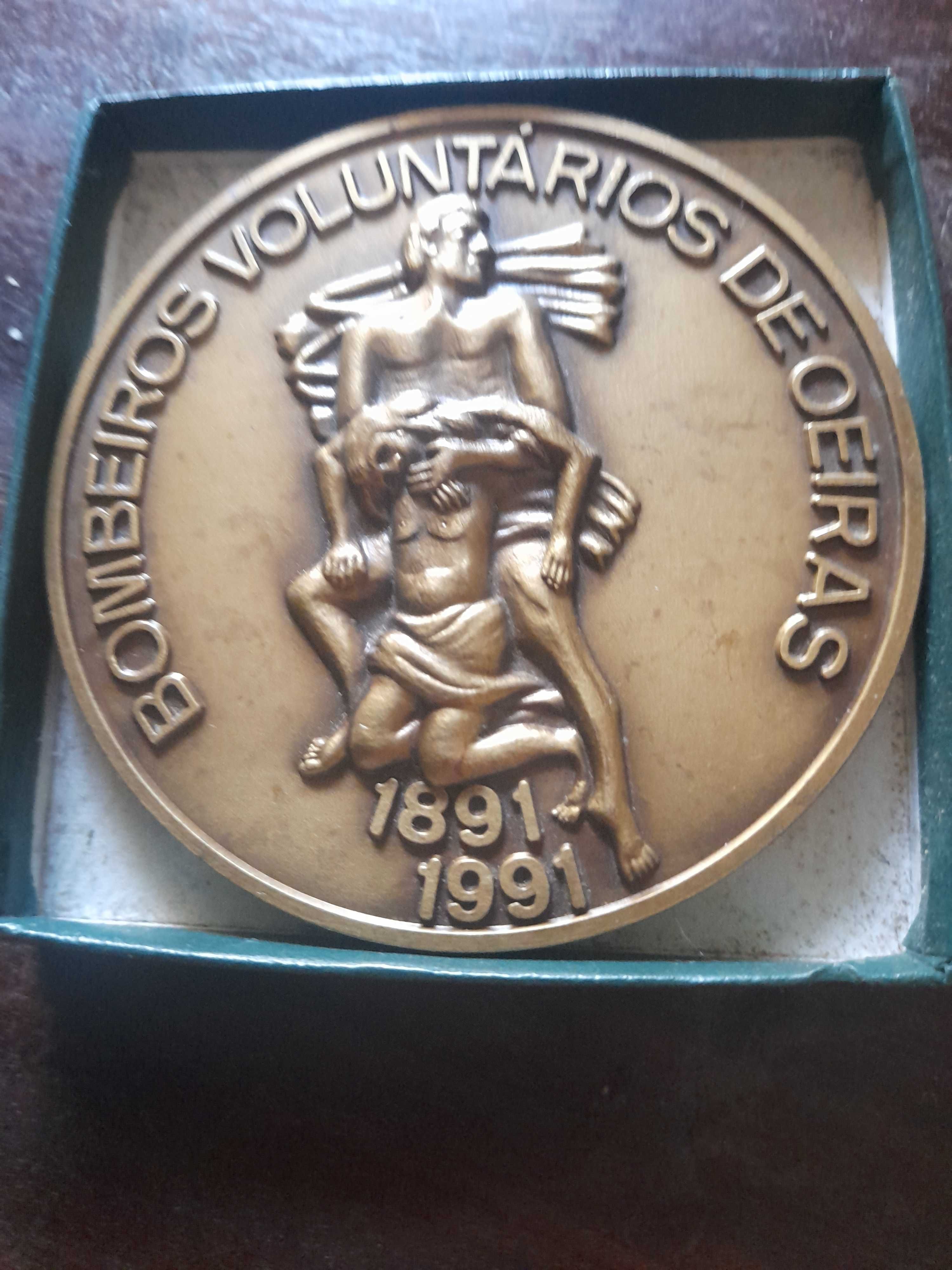 Medalha 1 centenário bombeiros voluntários de Oeiras