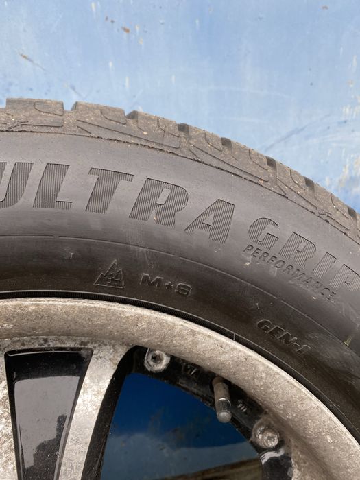 Диски з шинами 225/65R17 Good/year, Toyota Rav4, Honda CRV. 5.114.3