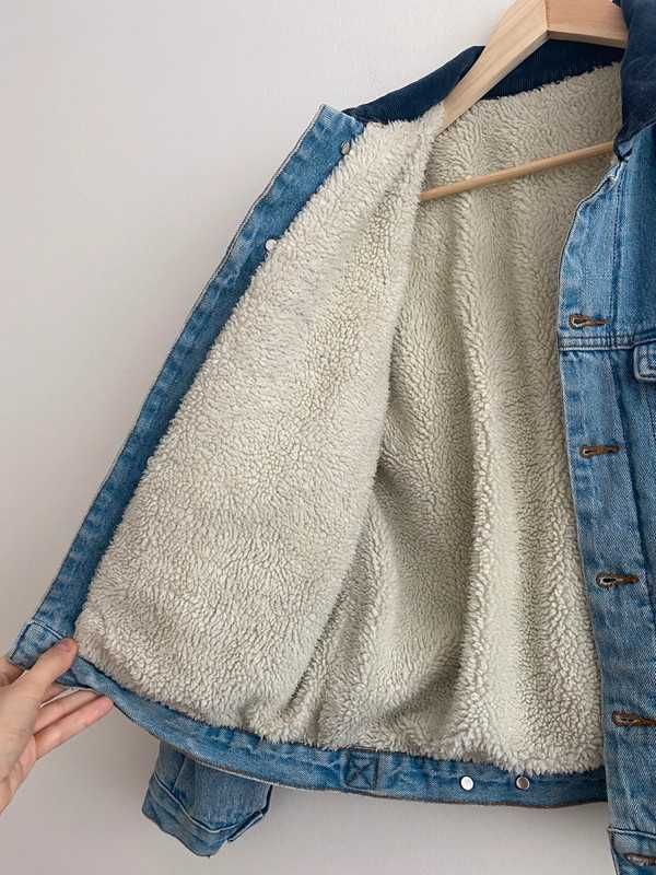 niebieska jeansowa kurtka z futerkiem z misiem M 38 Brandy Melville