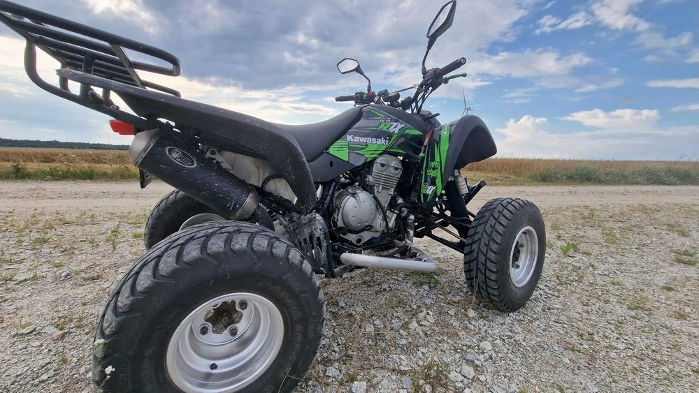 Kawasaki KFX QUAD Kawasaki KFX 400 SWAP ER6 ,mt07, ltz suzuki