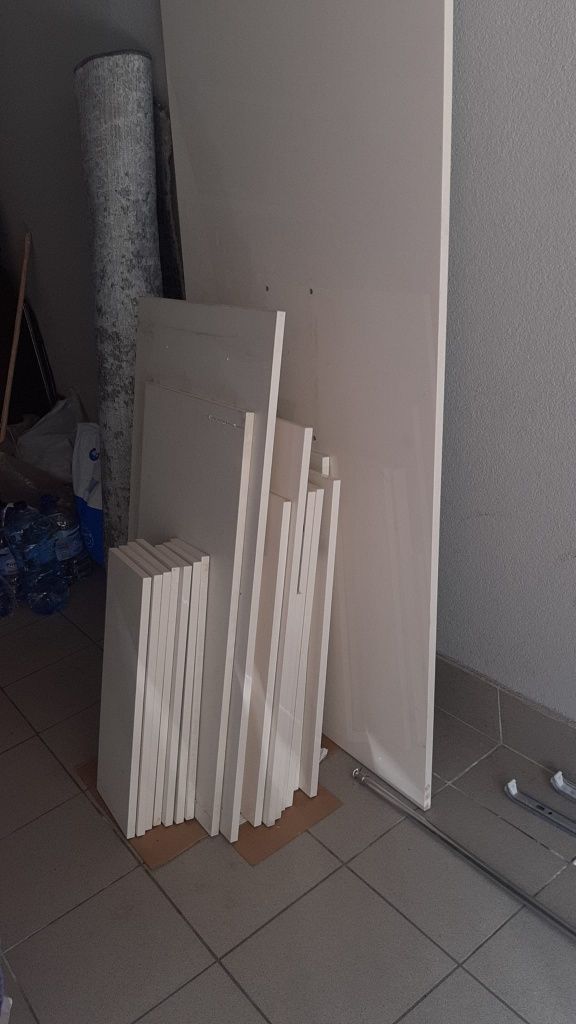 Fronty do mebli w połysku