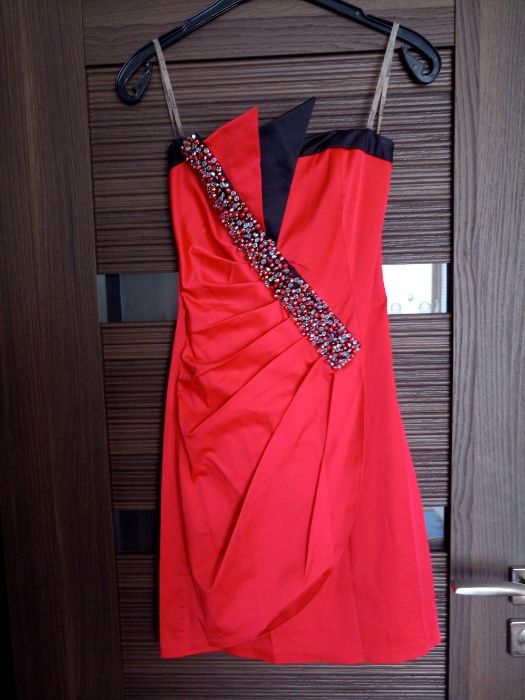 Sukienka czerwona gorset wesele rozmiar 36/38 koraliki