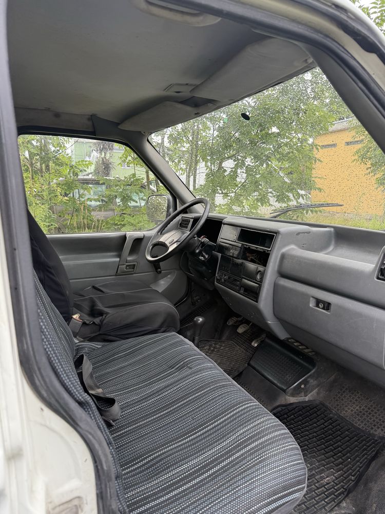 Sprzedam volkswagen transporter T4, 2,4 D, 6-osobowy,