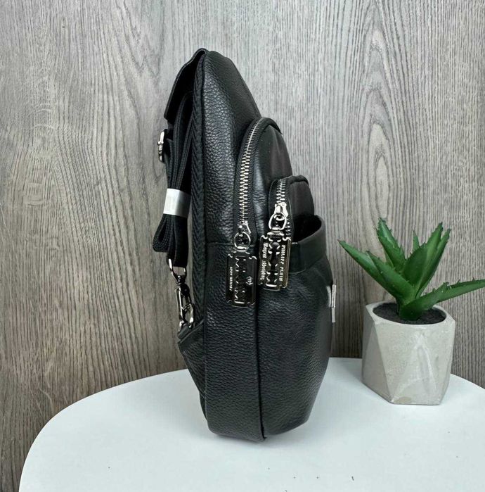 Чоловіча шкіряна мужская кожаная бананка чорна нова барсетка кожа 777