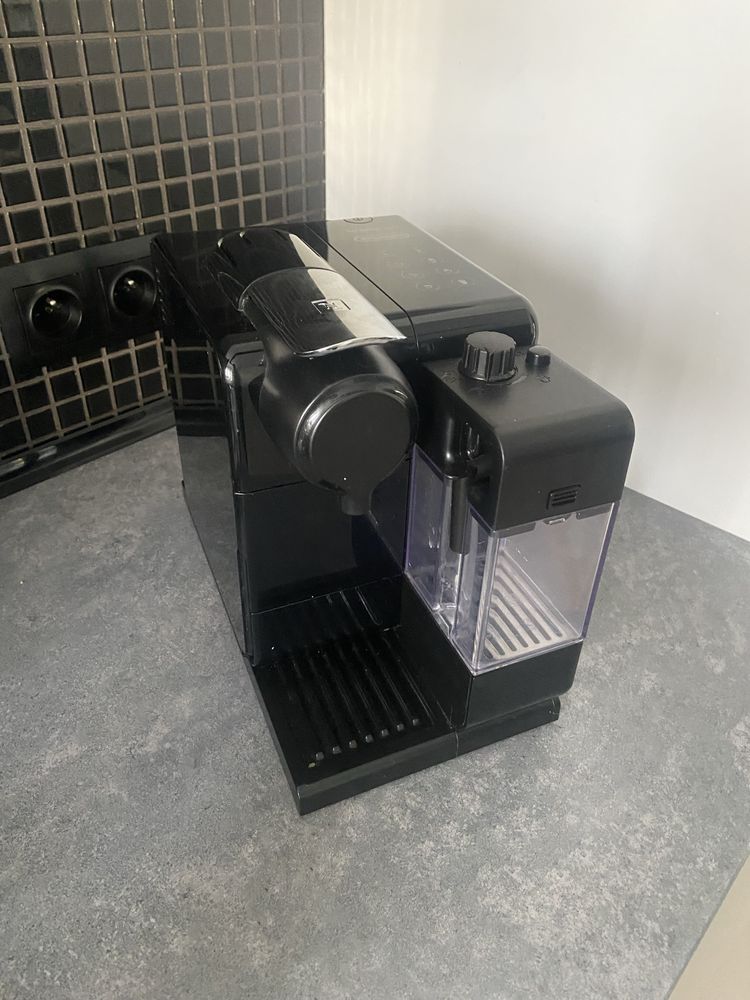 Ekspress do kawy DeLonghi Nespresso Kapsułkowy