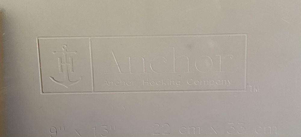 Продам толстостенную стеклянную форму(обьем 3л) фирмы Anchor Hocking