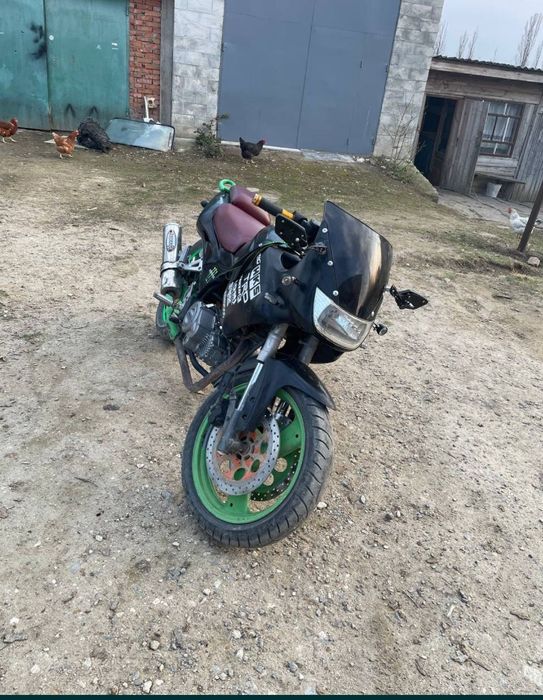 Продам мотоцикл зоншен 200