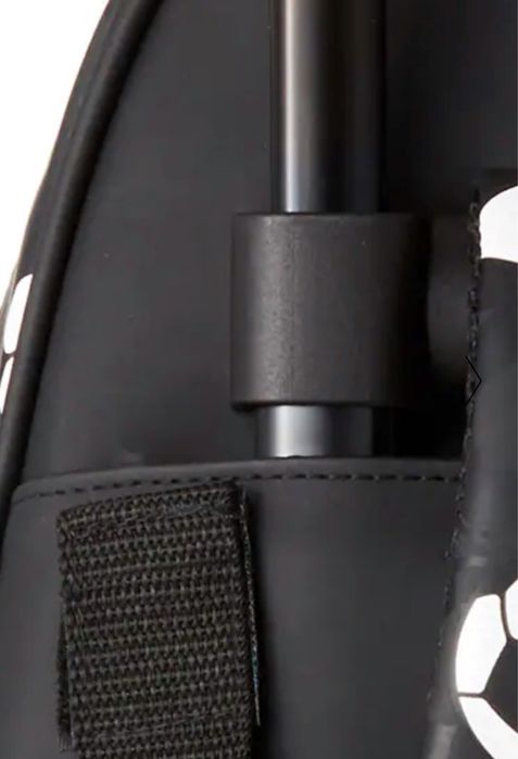 Рюкзак, портфель школьный на колесах. Футбол. Smiggle. Англия.