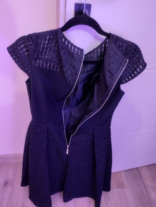 Sukienka Simple balowa 38 elegancka