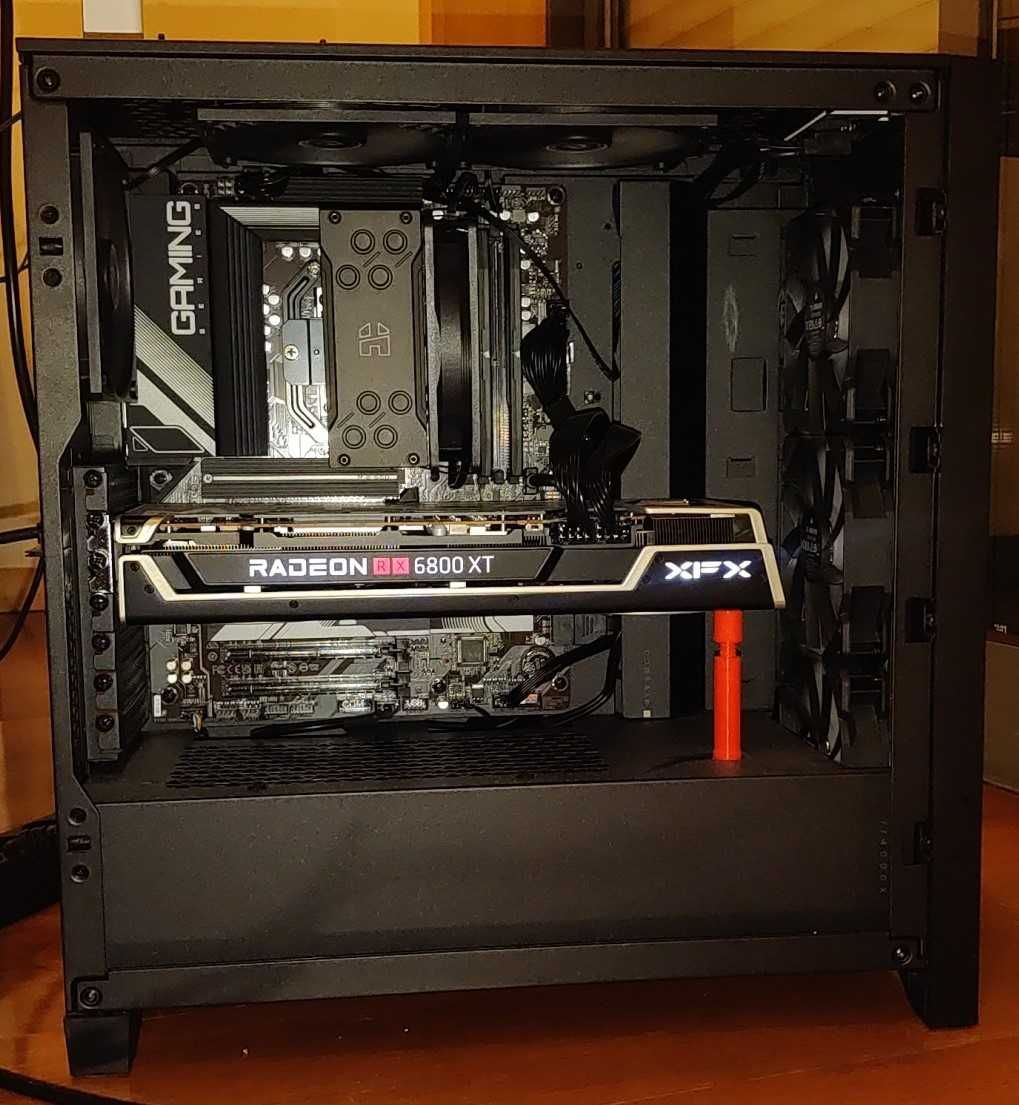 PC - RX 6800 XT - Ryzen 7600 - 32 GB