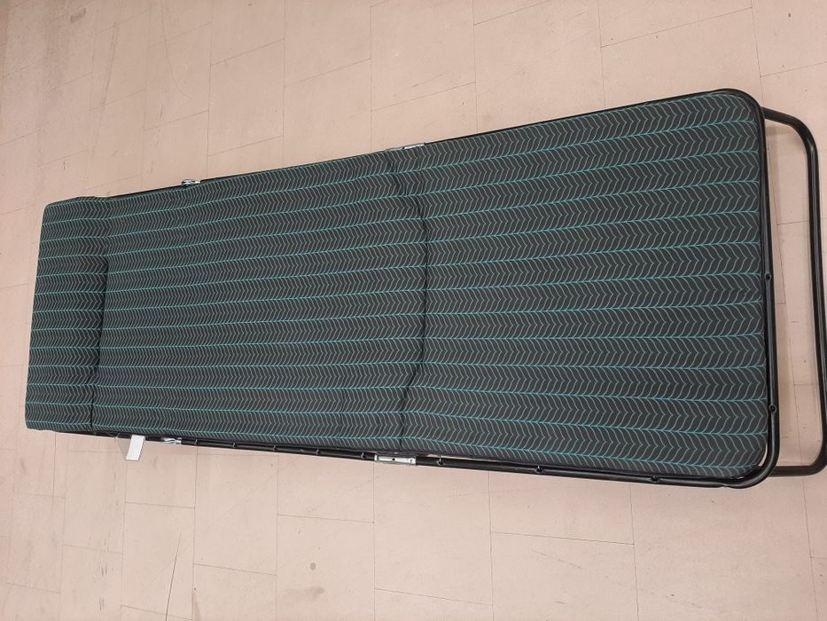 Łóżko połowę,turystyczne skladane nowe