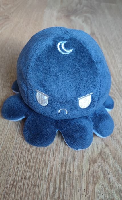 Dwustronna ośmiornica maskotka