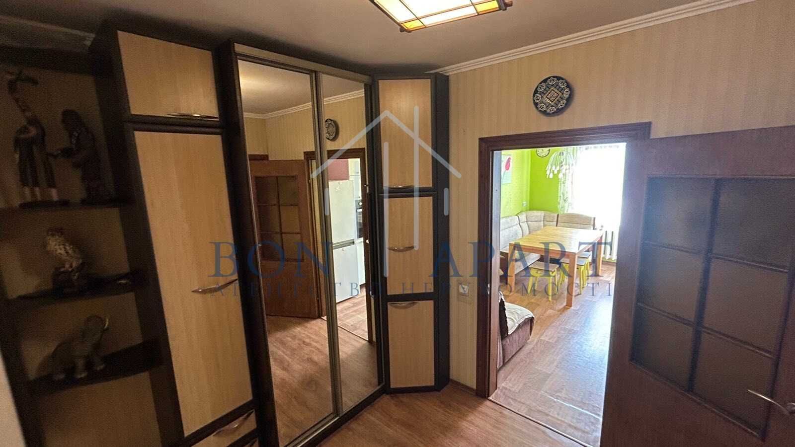 БЕЗ КОМІСІЇ! Продам з усім 2к квартиру по пр. Європейського Союзу 19А