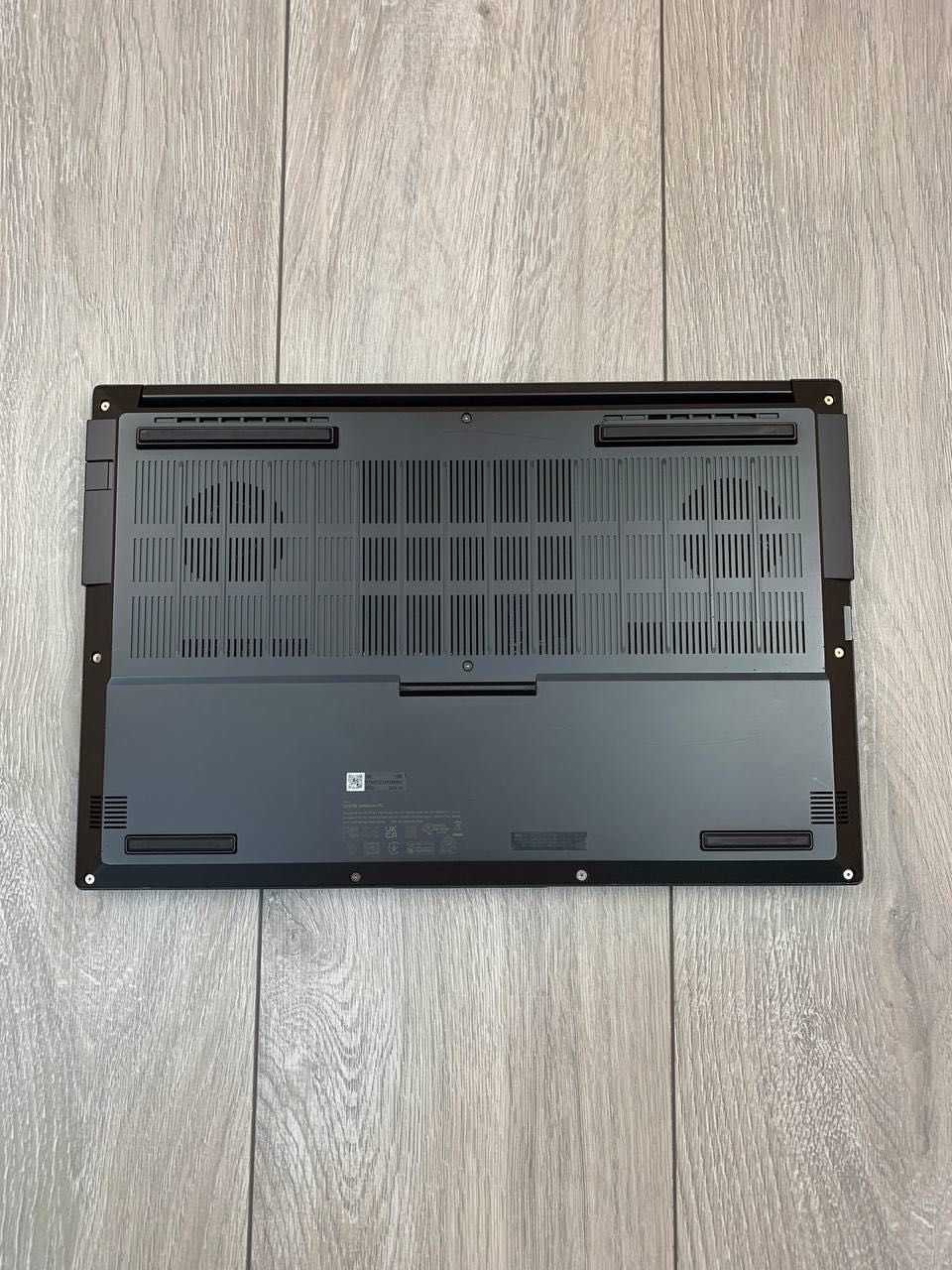 15,6 OLED Asus Vivobook Pro 15 RTX3050 6gb/ U7 155H/1tb/16gb/DDR5 5600
