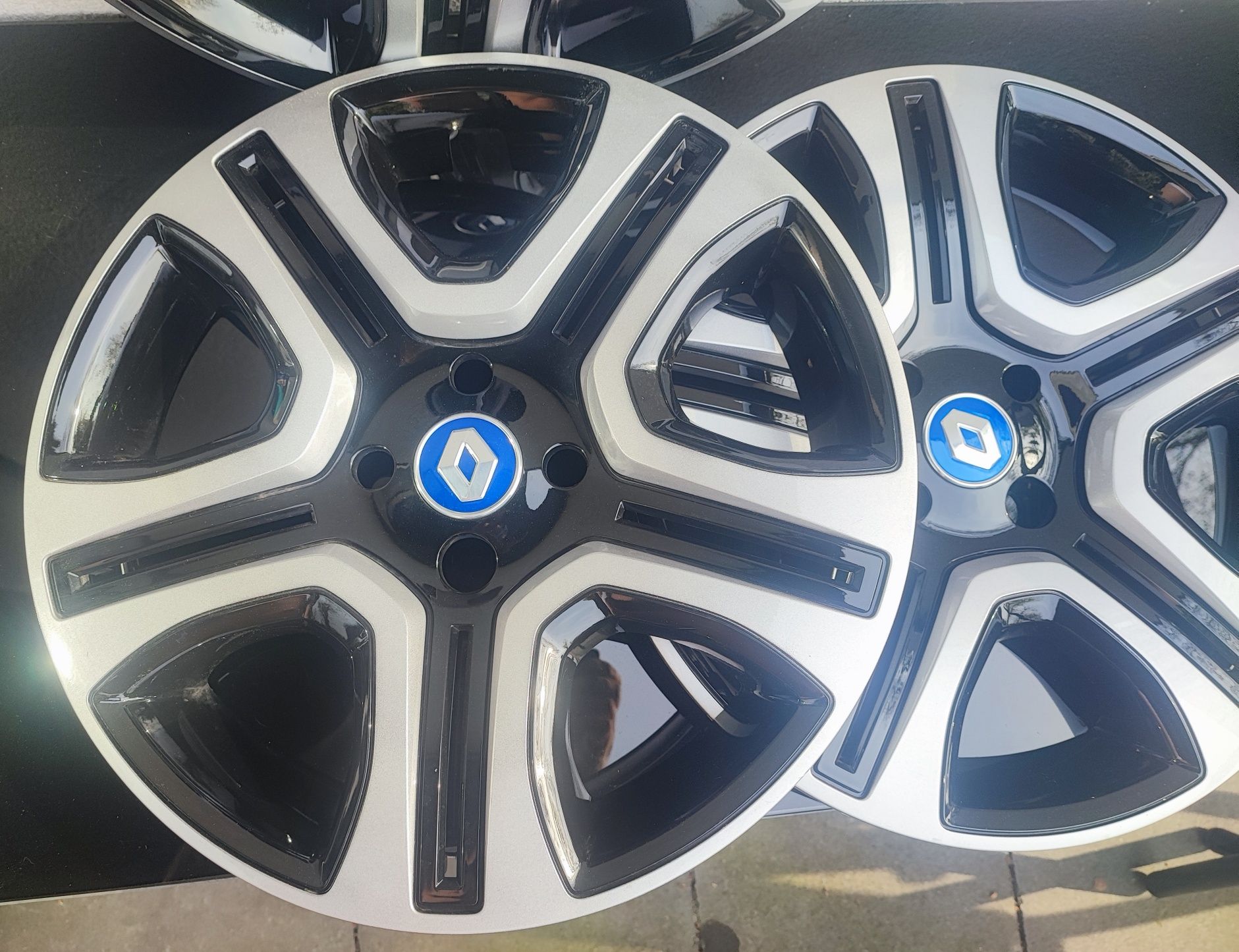Kołpak Renault oryginalny 16"