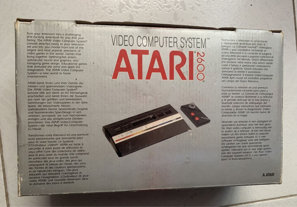 Atari 2600 Nova na Caixa + 2 Jogos Clássicos - Coleção Impecável!