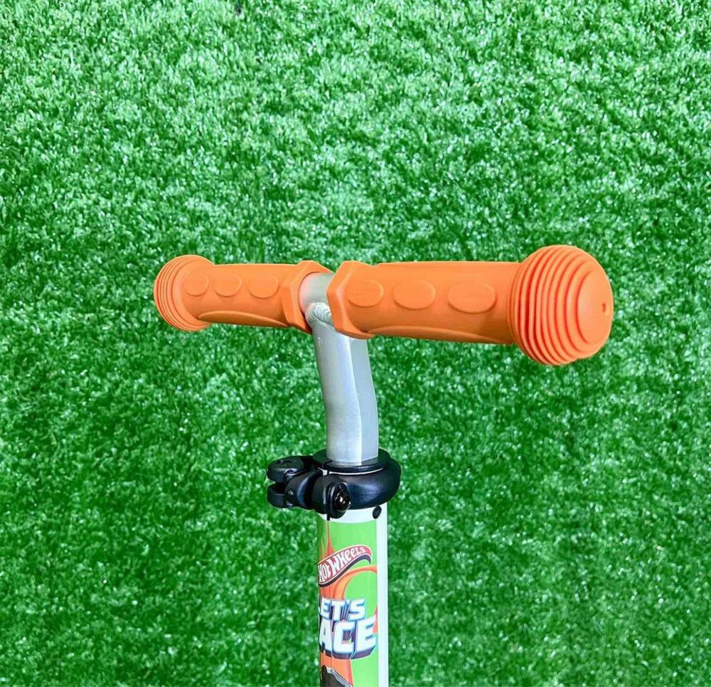 Самокат Hot Wheels