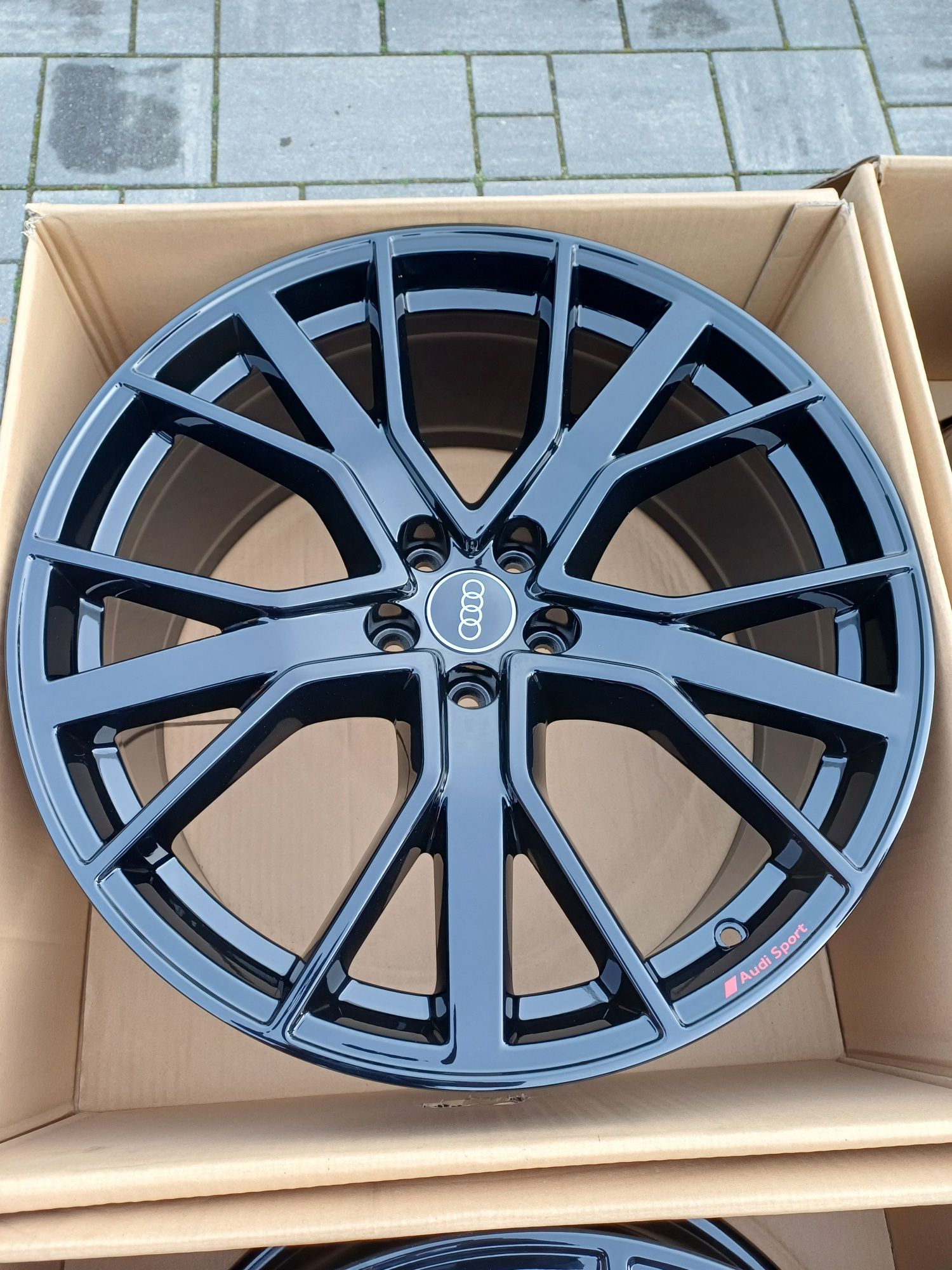 Felgi Audi Q7 Etron 21 cali