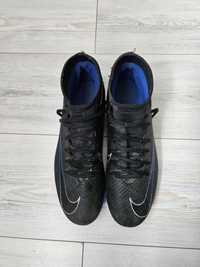 Buty piłkarskie, korki Nike Mercurial Superflay 9 Club r. 43 (27.5 cm)