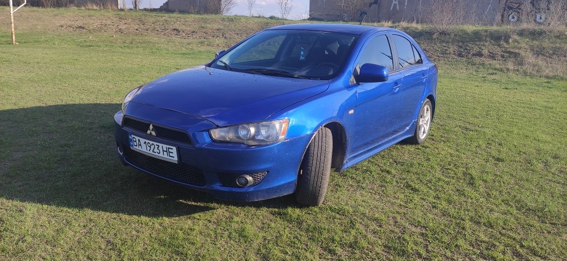 Продам Mitsubishi Lancer X