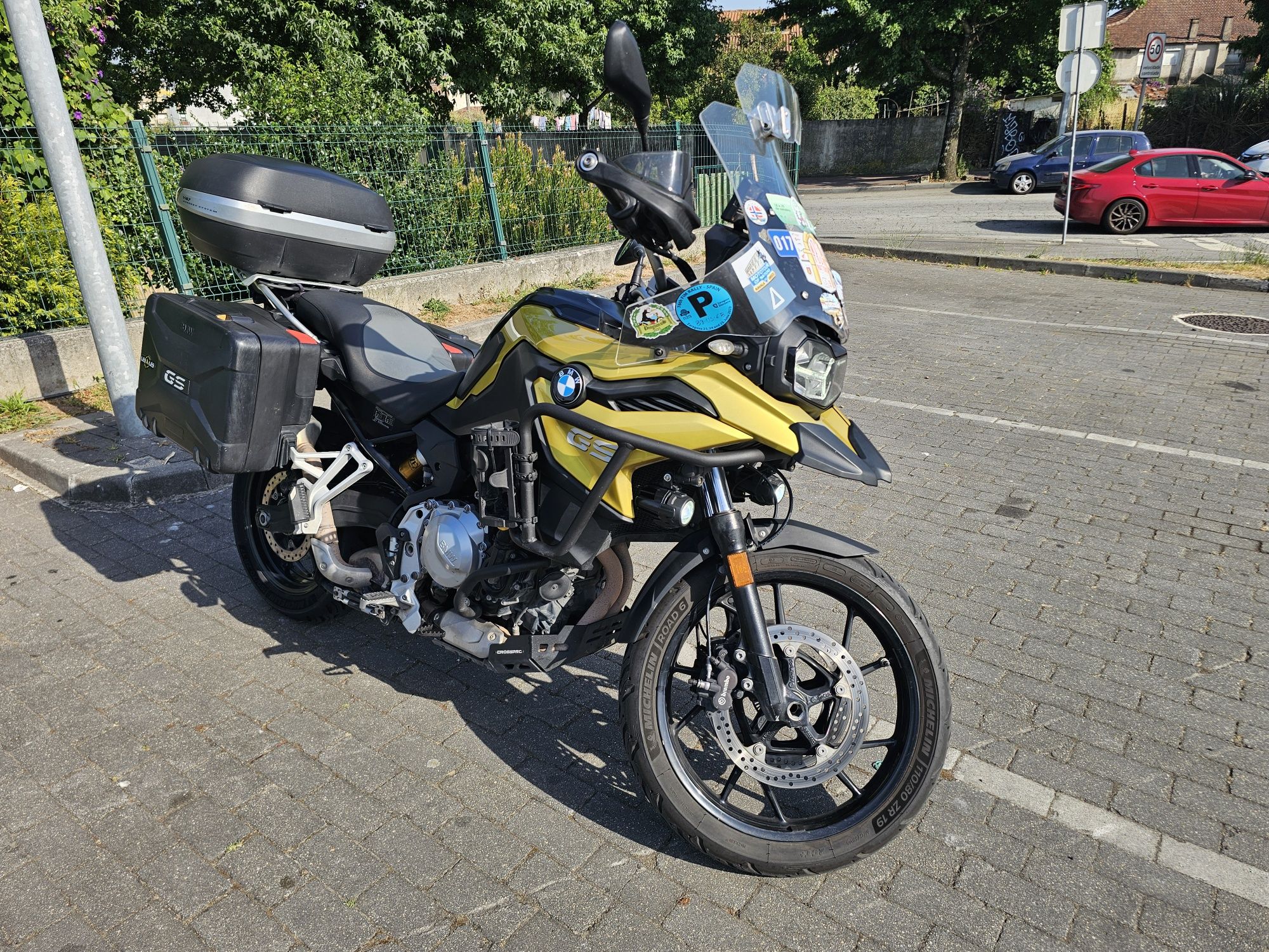 BMW F750GS  Rebaixada Full extras+3 Malas