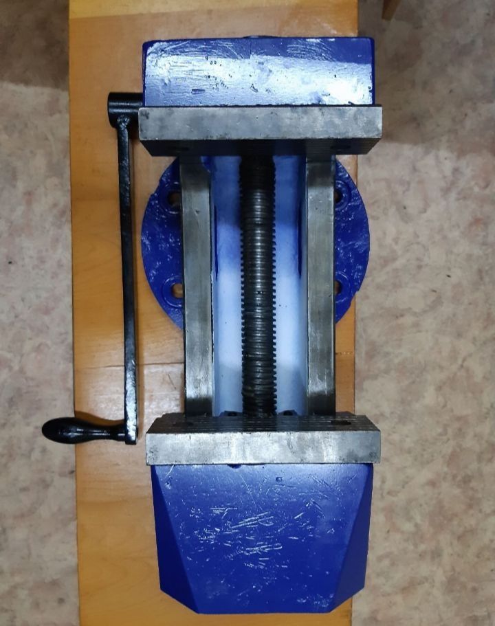 Тиски 125,135,200 дом и сад,сад/огорд