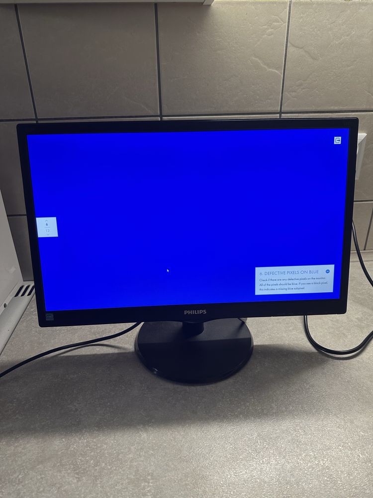 Monitor Philips 21.5” (54.6) LED sparwny