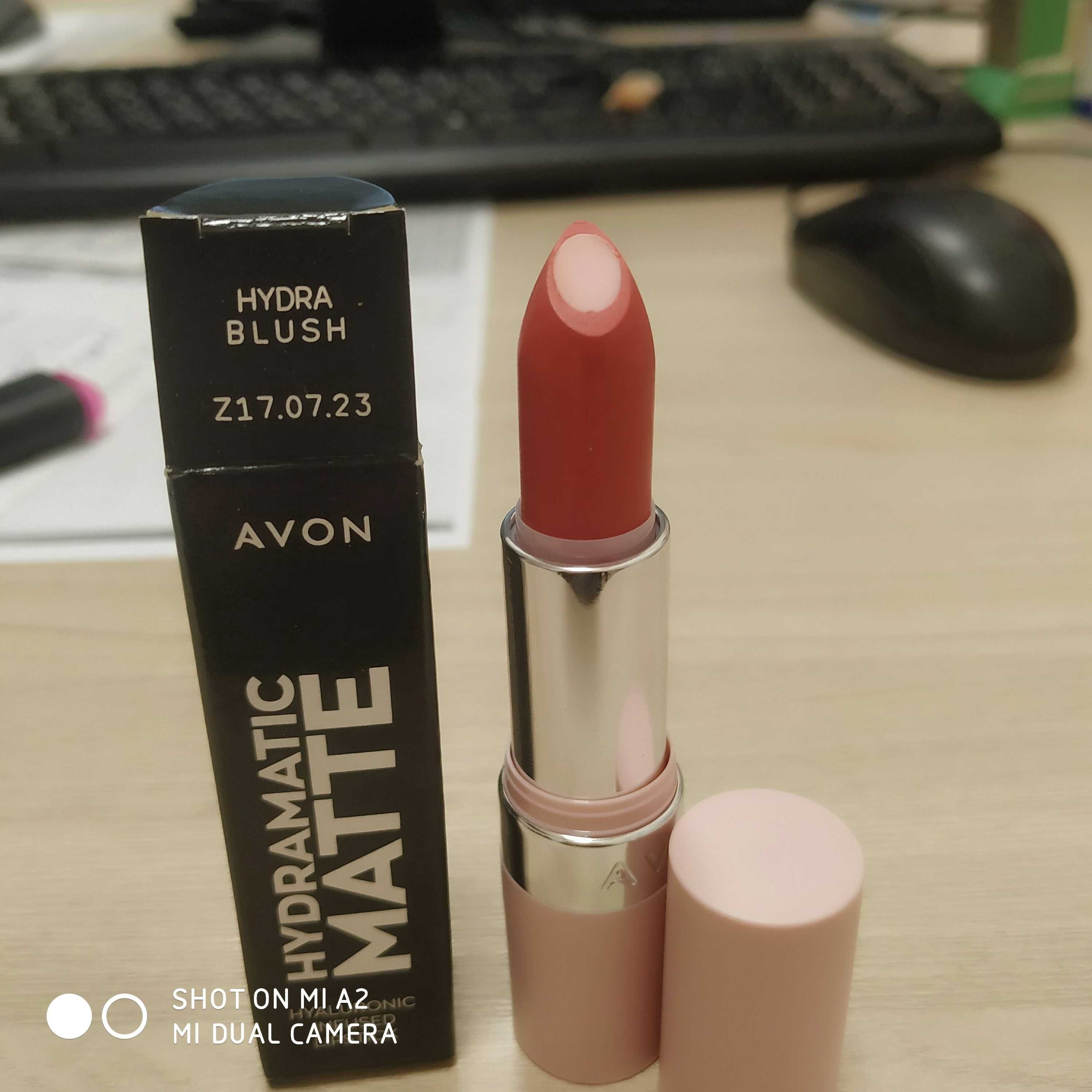 Матова губна помада від Авон, Avon нова, в наявності