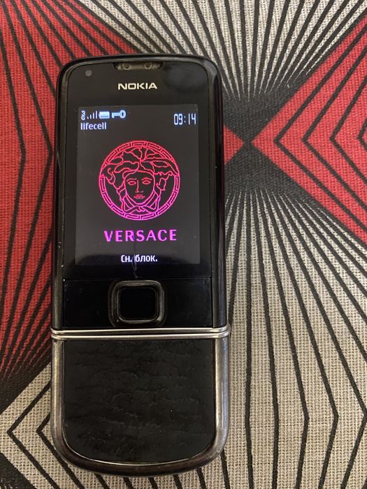 Nokia 8800 телефон под ремонт или запчасти