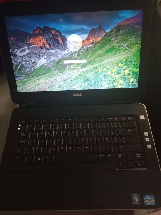 Vendo pc en otimo estado com urgência ele tam passe mas eu nao me lemb