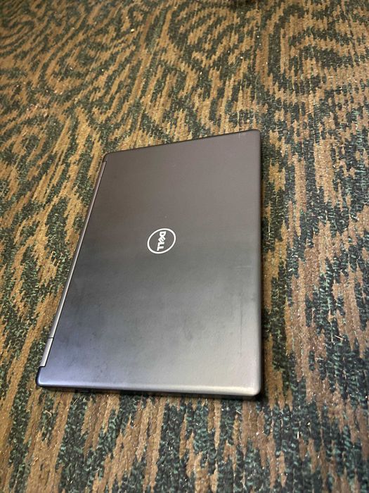 Ігровий ноутбук Dell і5-6300 8 ггб озу SDD в хорошому стані